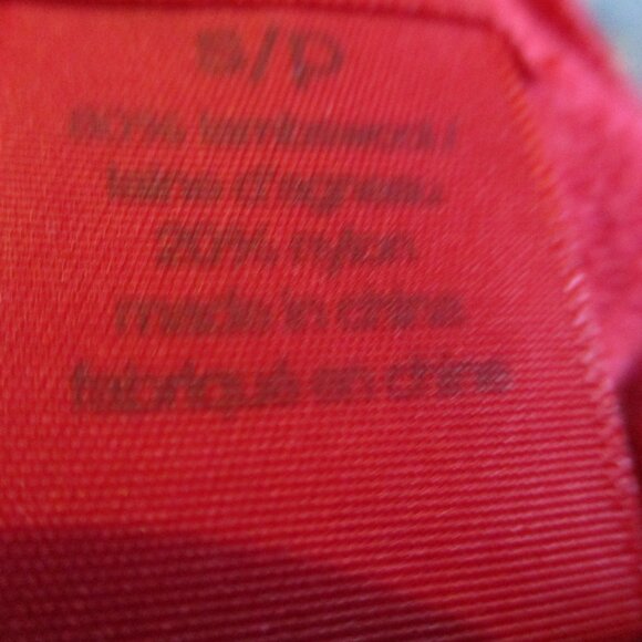 Lambswool V-neck Argyle sweater Size Smalll - Picture 7 of 7